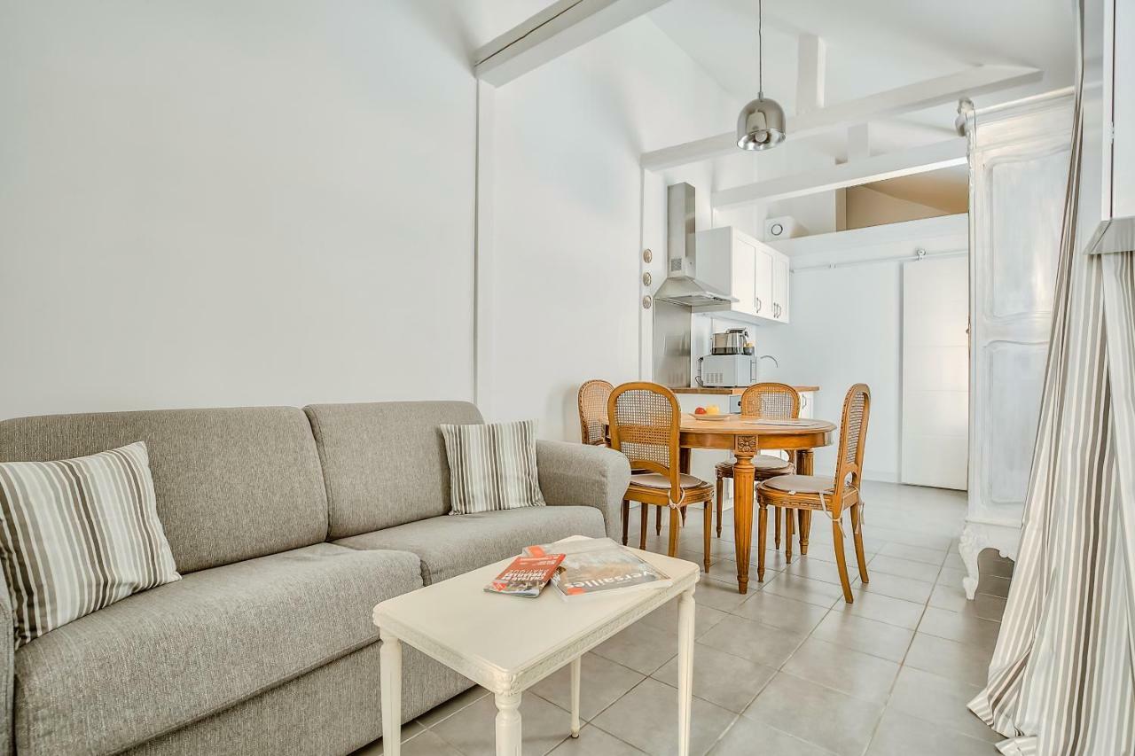 Le Petit Pavillon De Versay Dış mekan fotoğraf